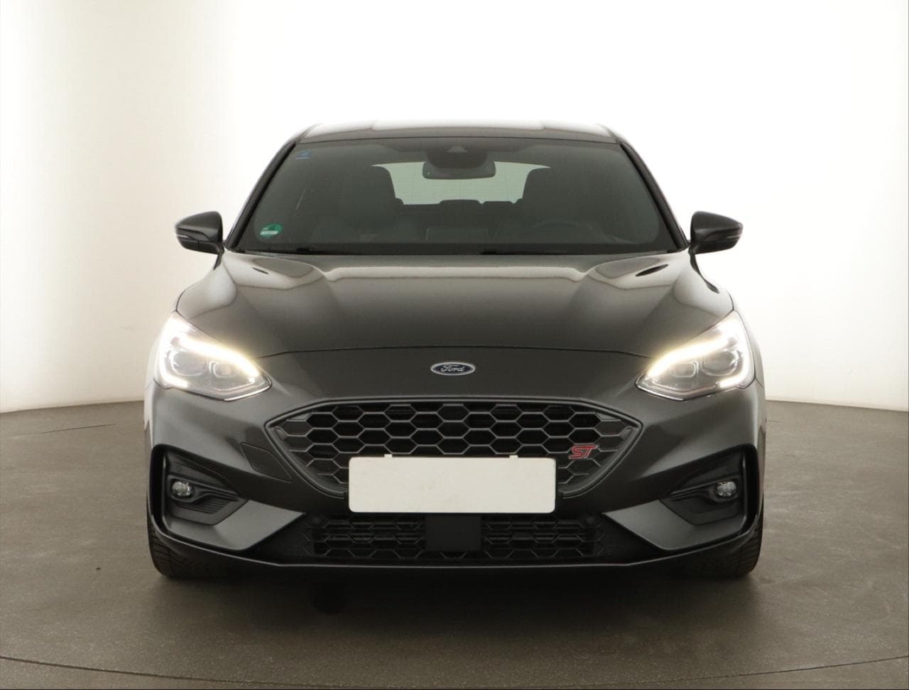 2020 Ford FOCUS - 2
