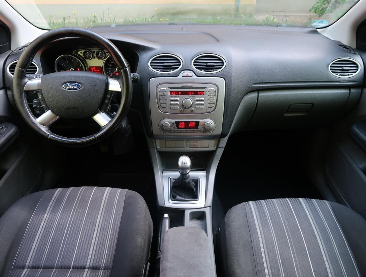 2008 Ford FOCUS - 10