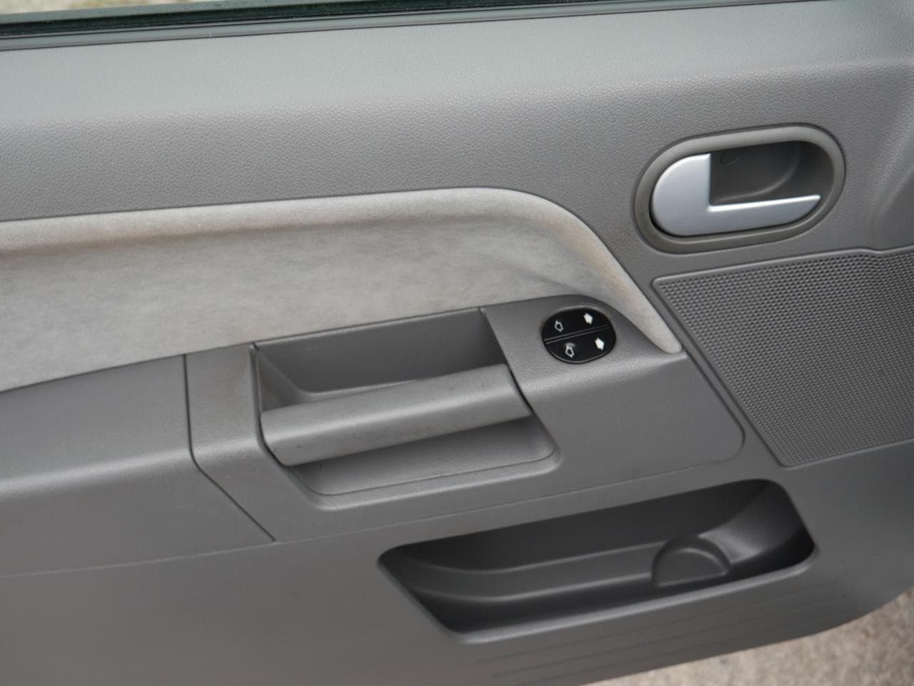 2003 Ford FUSION - 14
