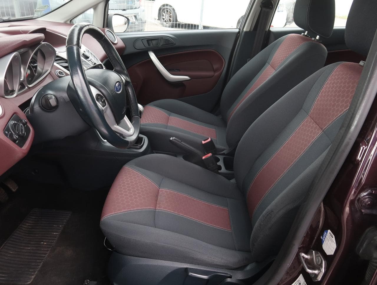 2008 Ford FIESTA - 16