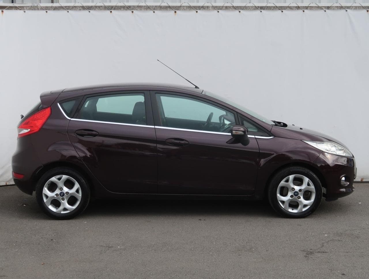 2008 Ford FIESTA - 8