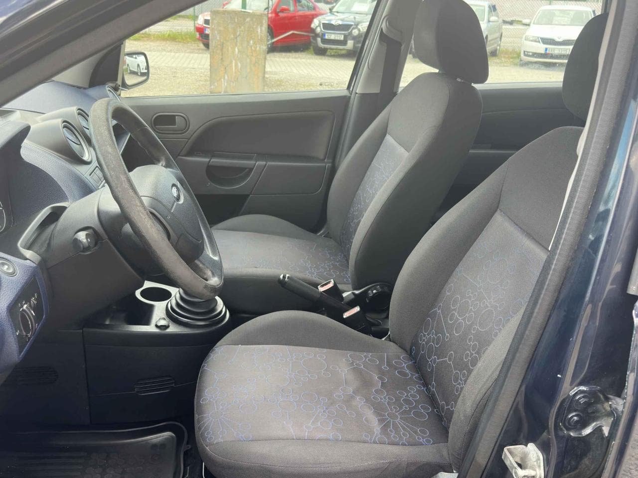 2006 Ford FIESTA - 9