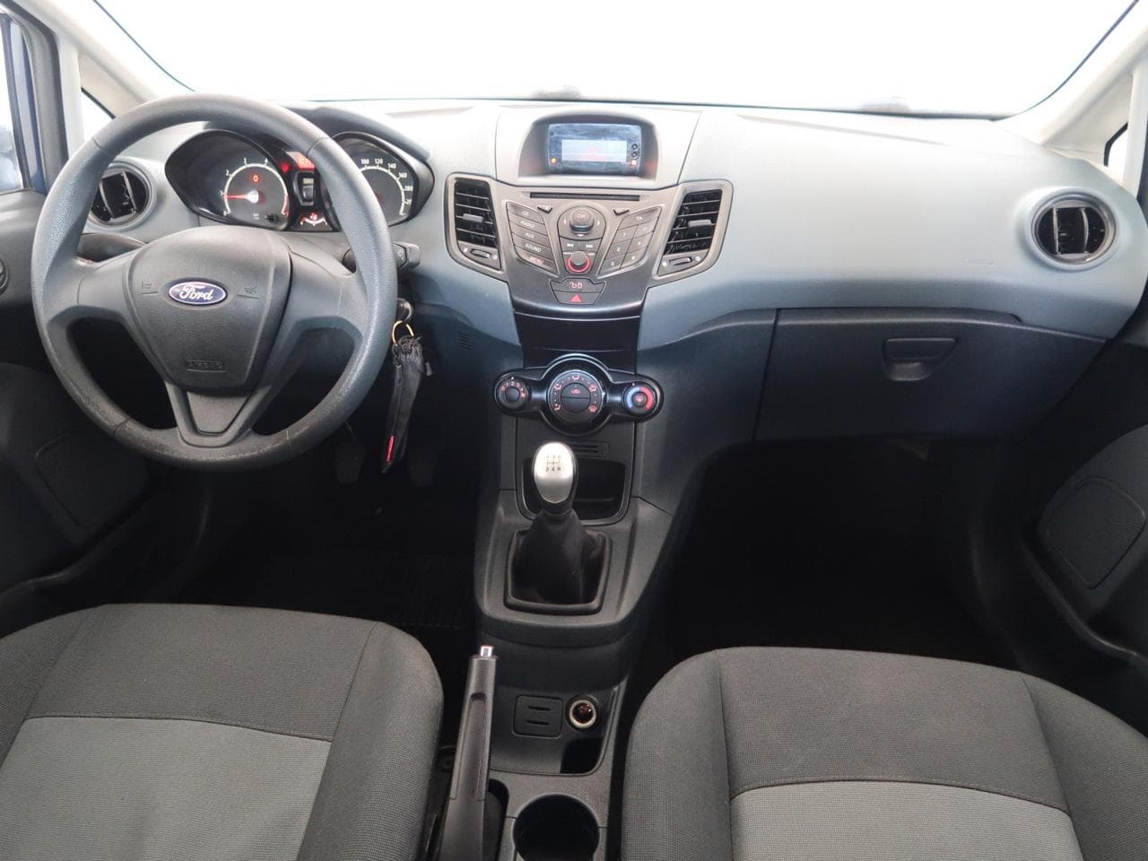 2010 Ford FIESTA - 17