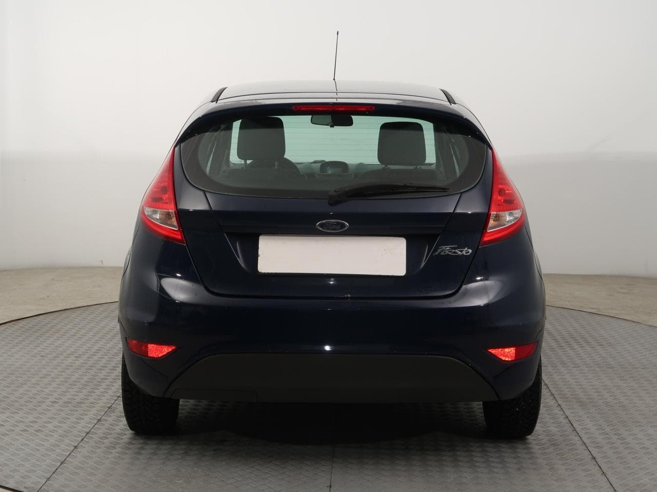 2010 Ford FIESTA - 10