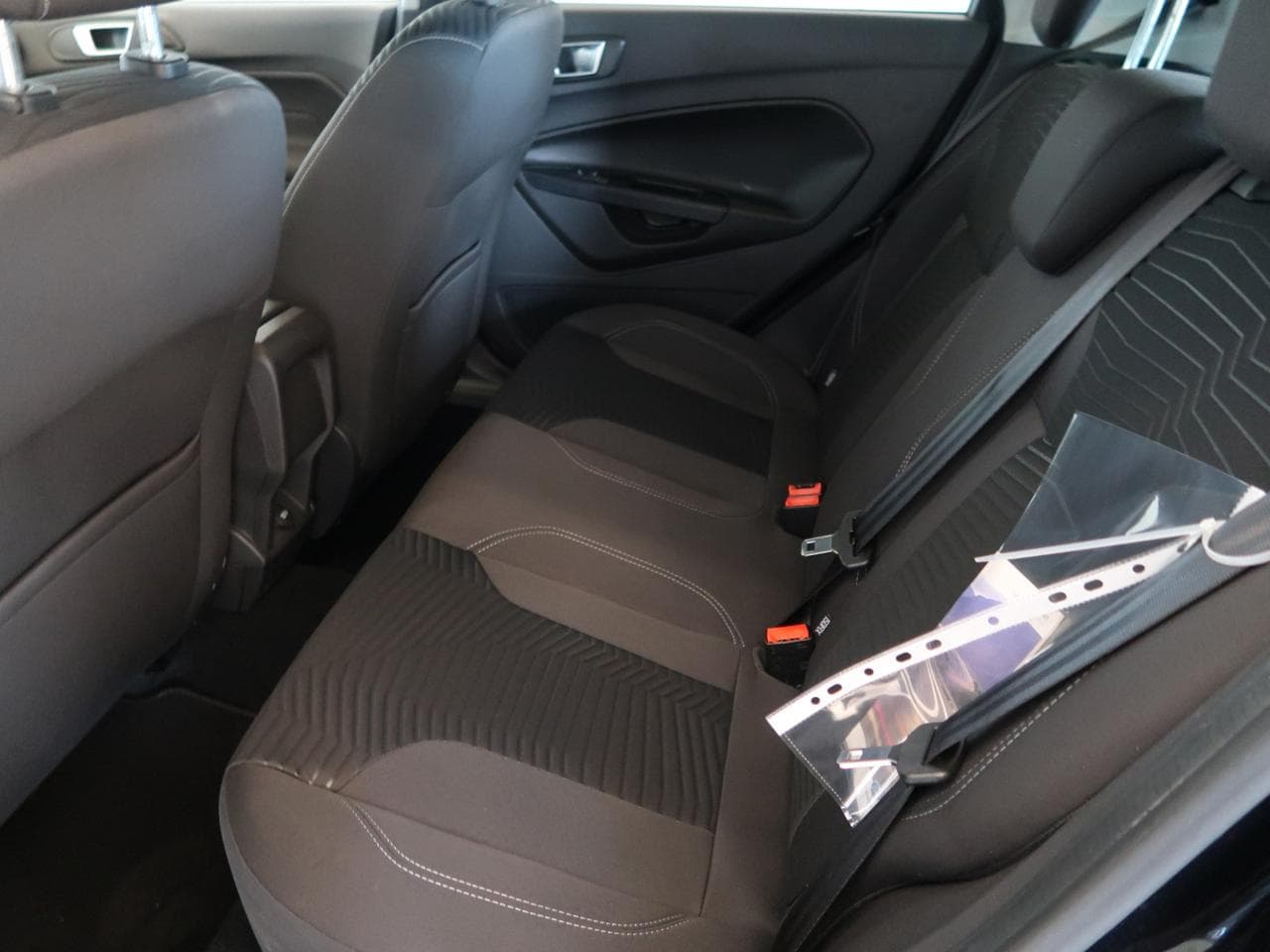2014 Ford FIESTA - 28