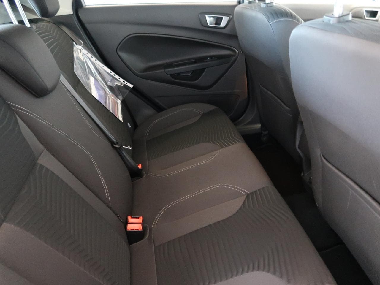 2014 Ford FIESTA - 24