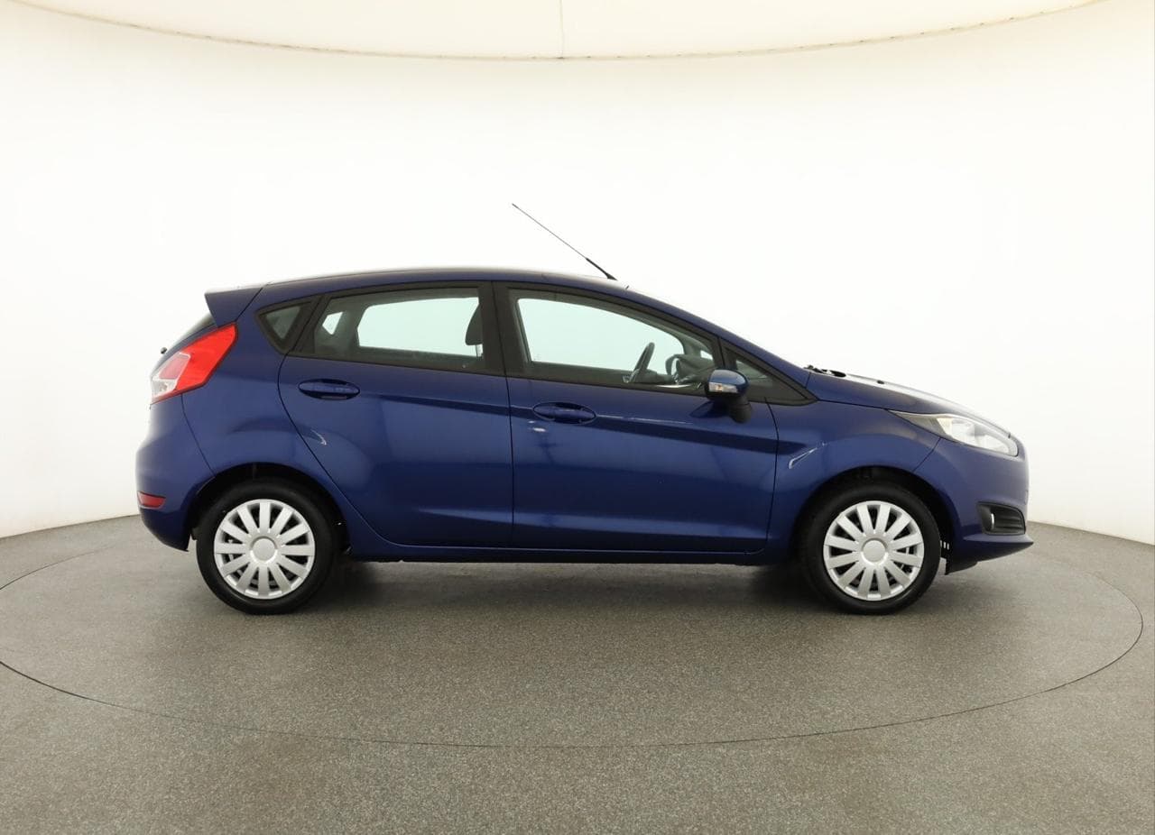 2015 Ford FIESTA - 14