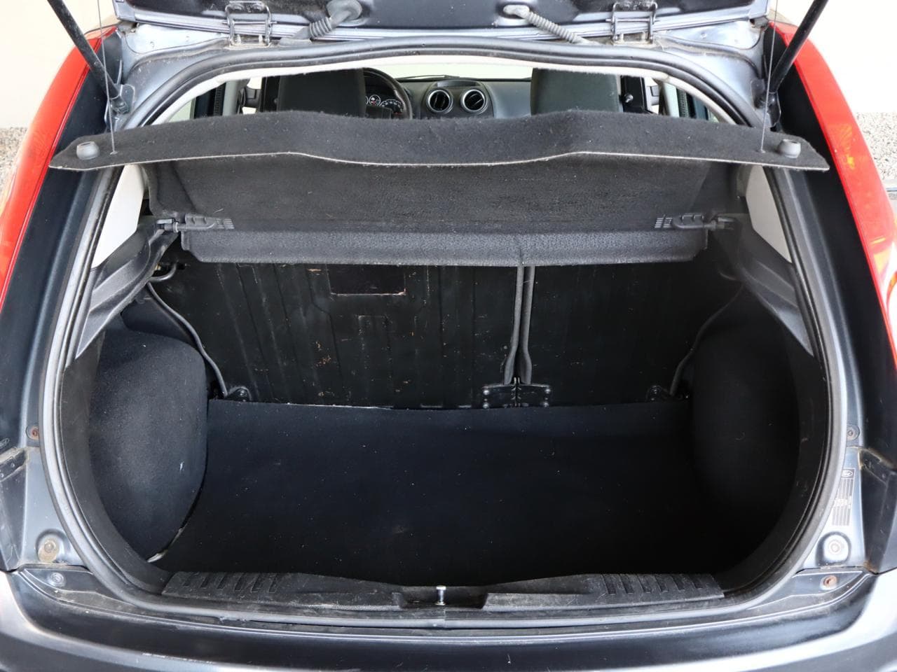 2007 Ford FIESTA - 17