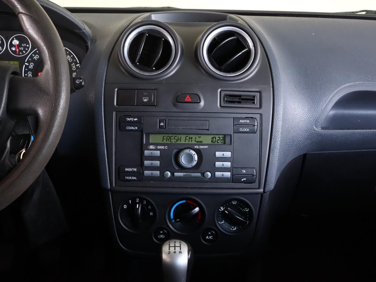 2007 Ford FIESTA - 16