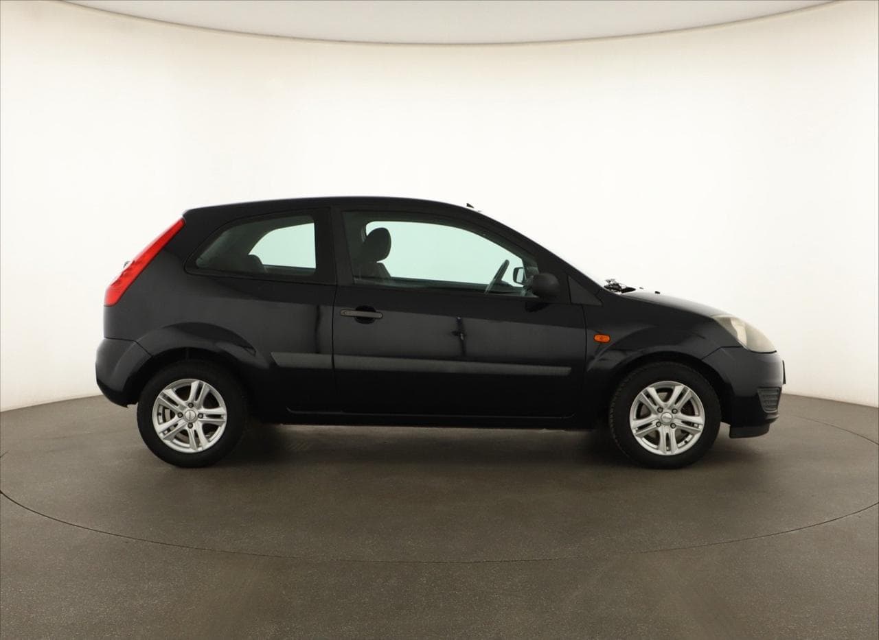 2007 Ford FIESTA - 8