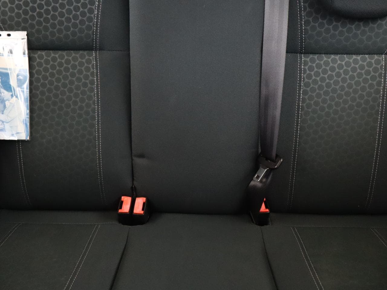 2009 Ford FIESTA - 12