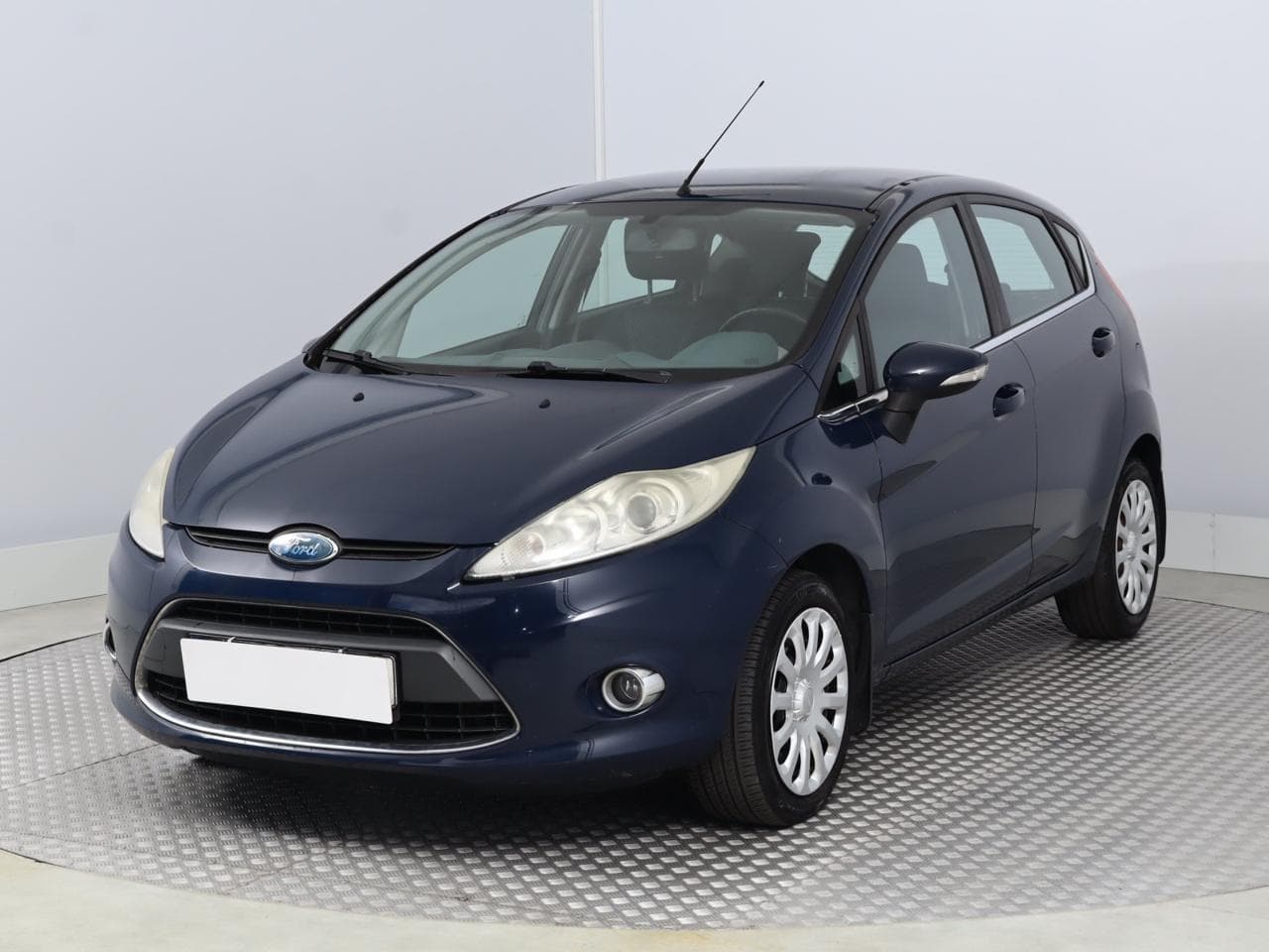 2009 Ford FIESTA - 3