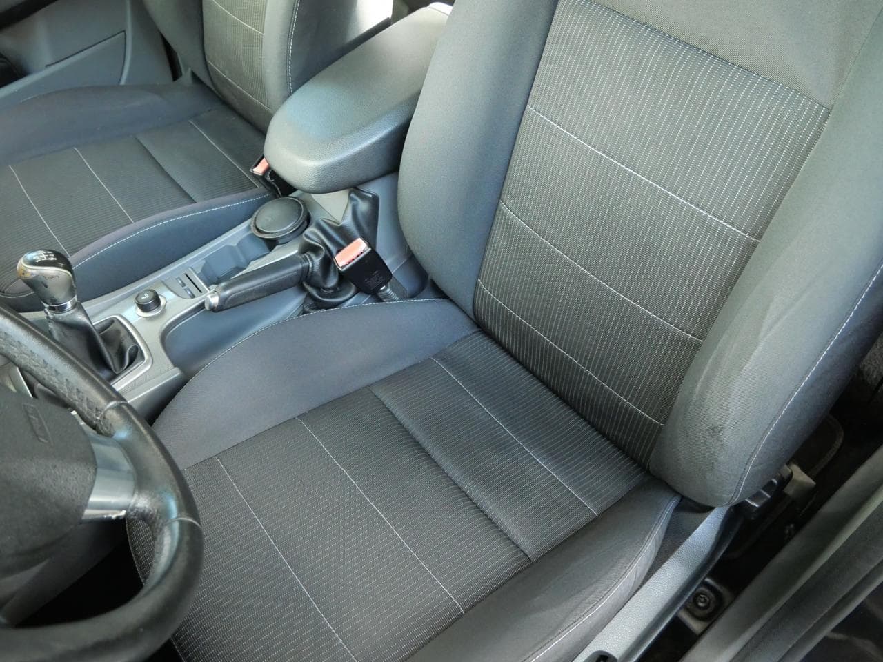 2009 Ford FOCUS - 15