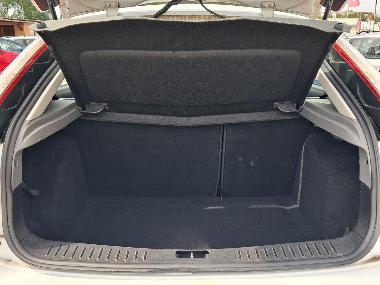 2008 Ford FOCUS - 7