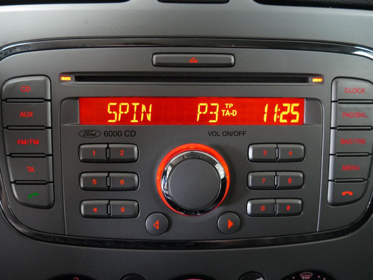 2009 Ford FOCUS - 27
