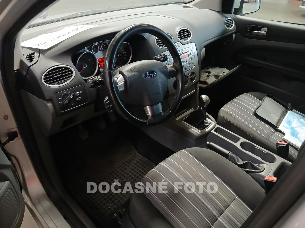 2009 Ford FOCUS - 3