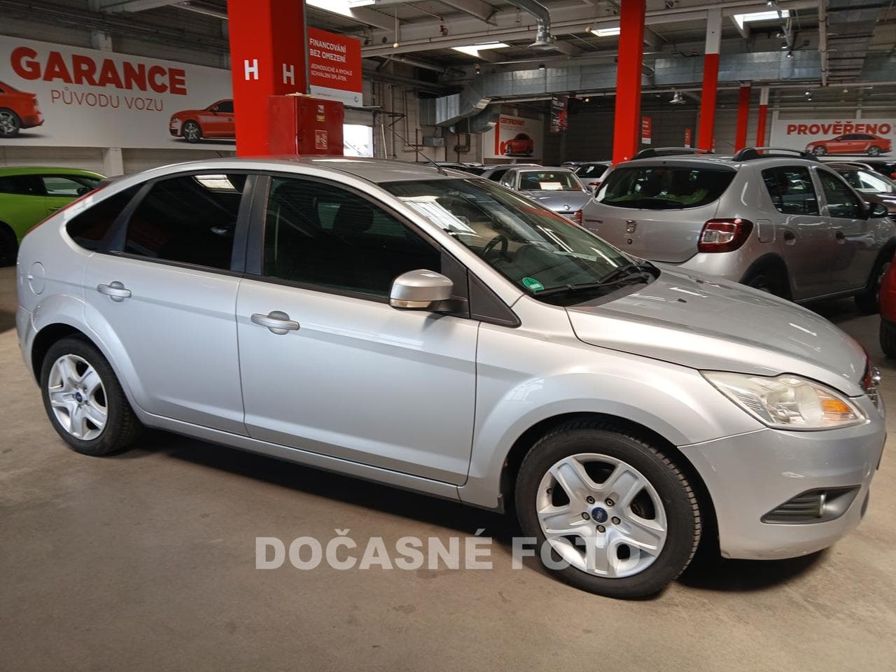2009 Ford FOCUS - 2