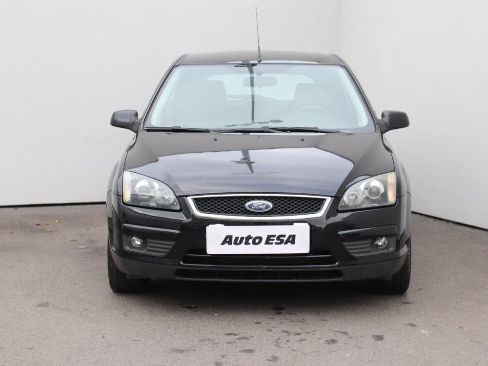 2005 Ford FOCUS - 2