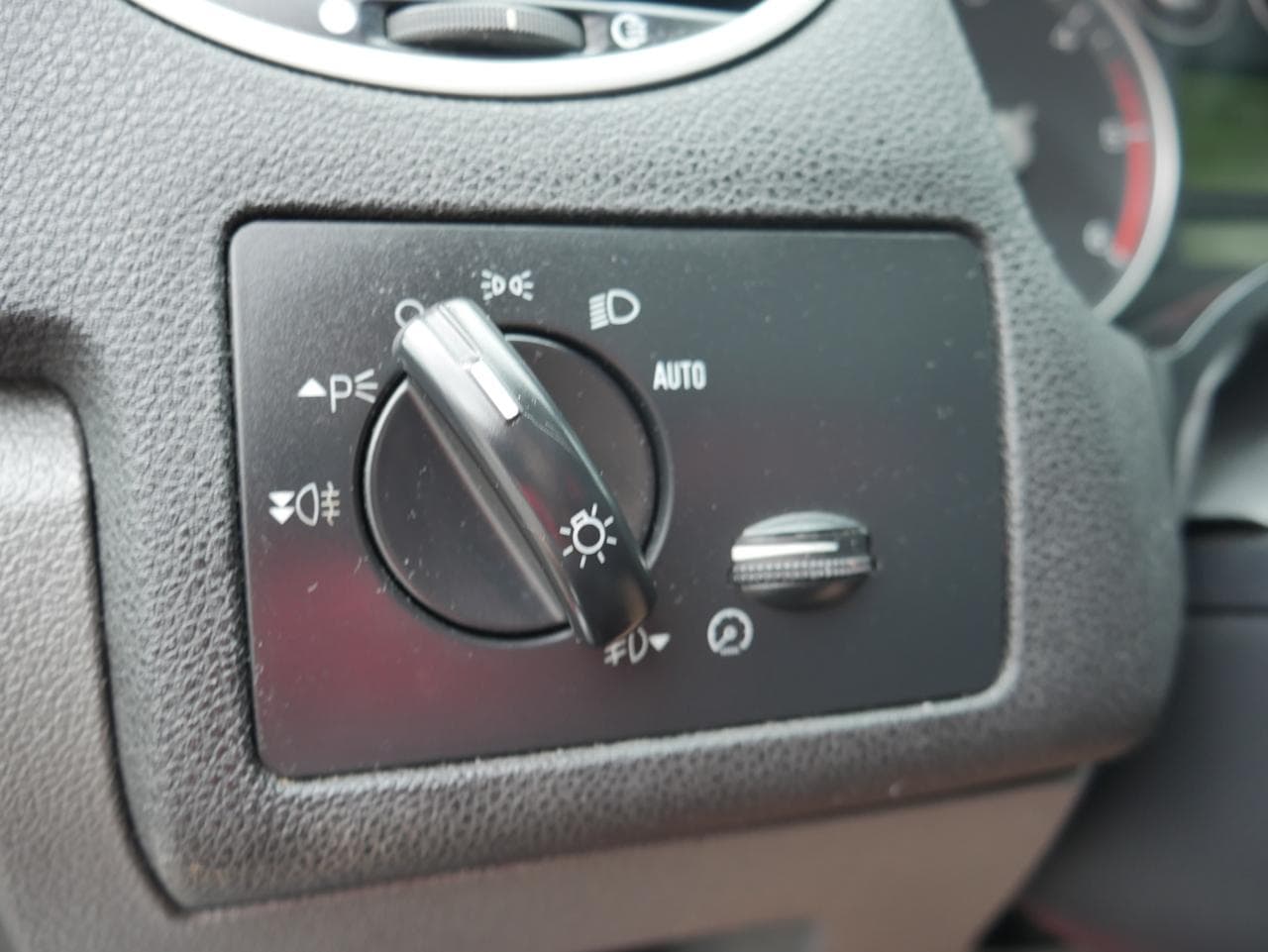 2005 Ford FOCUS - 13