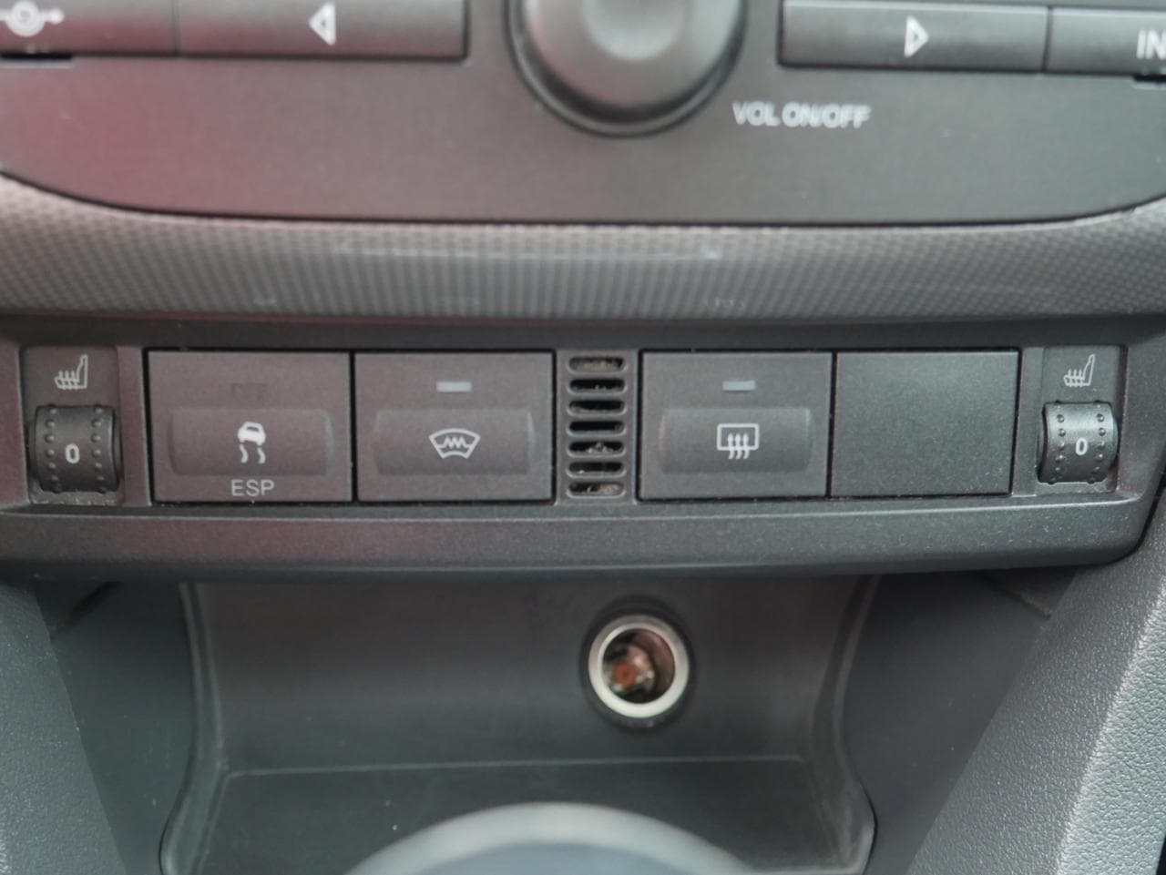 2005 Ford FOCUS - 15