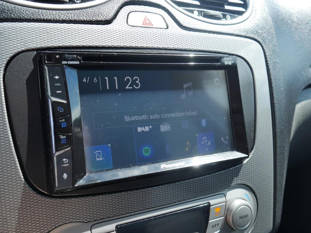 2009 Ford FOCUS - 25