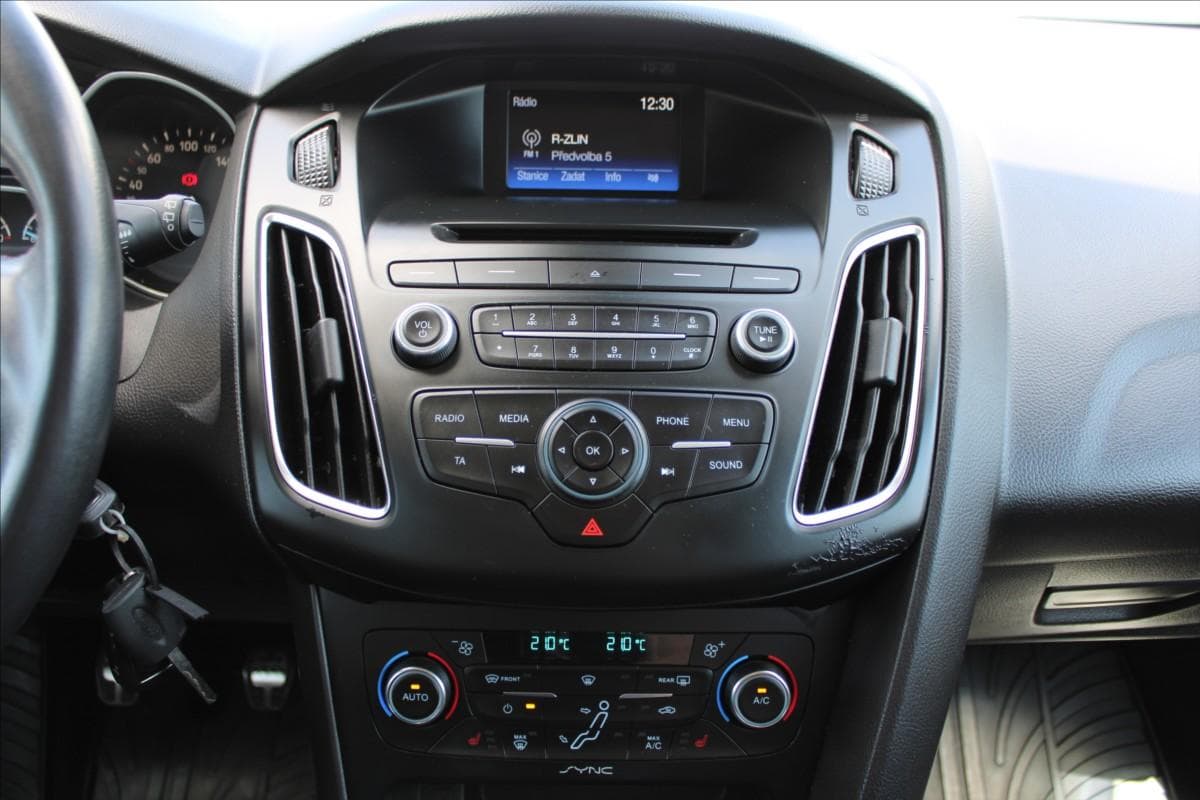 2016 Ford FOCUS - 14