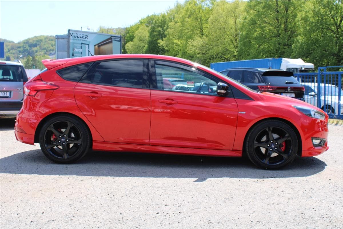 2016 Ford FOCUS - 4