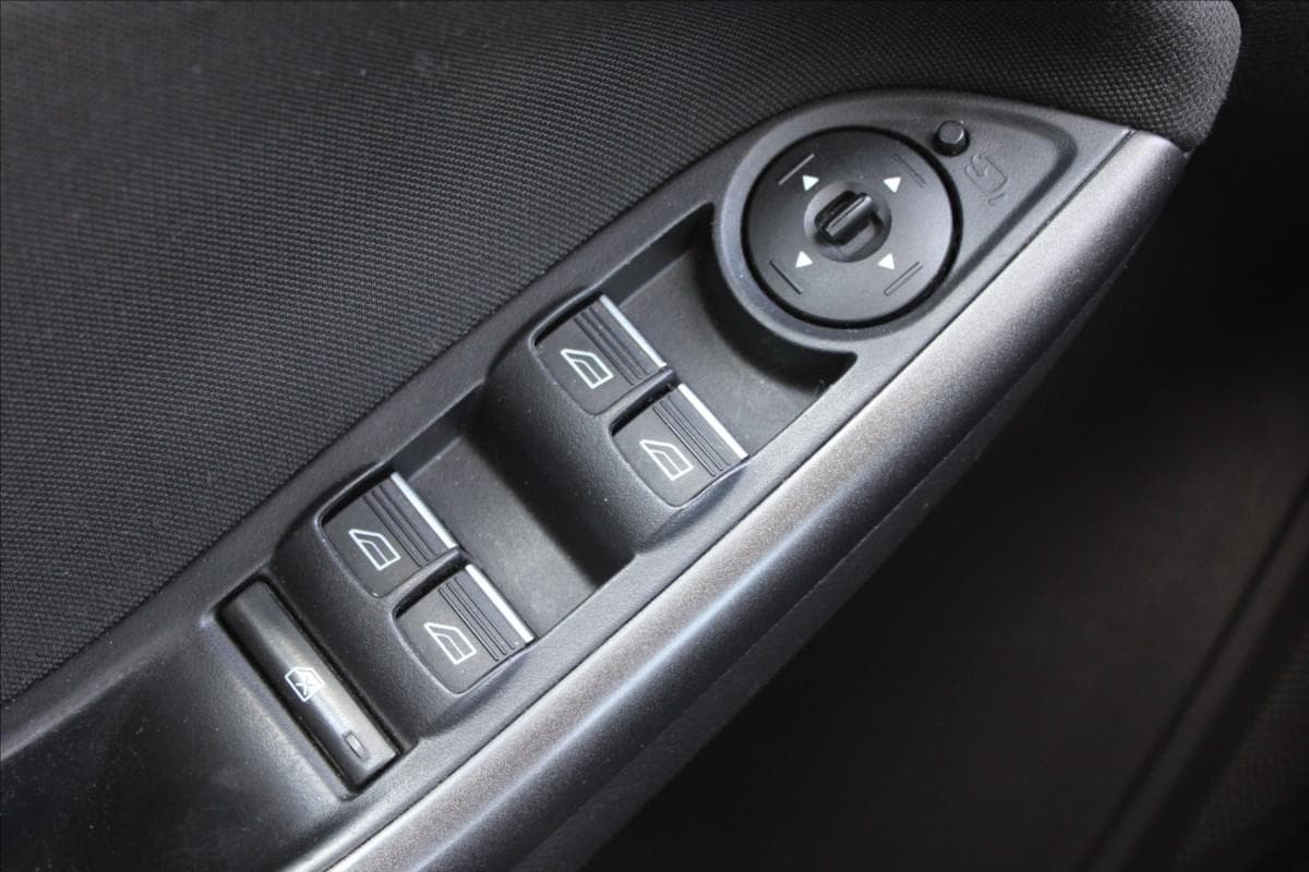 2016 Ford FOCUS - 10