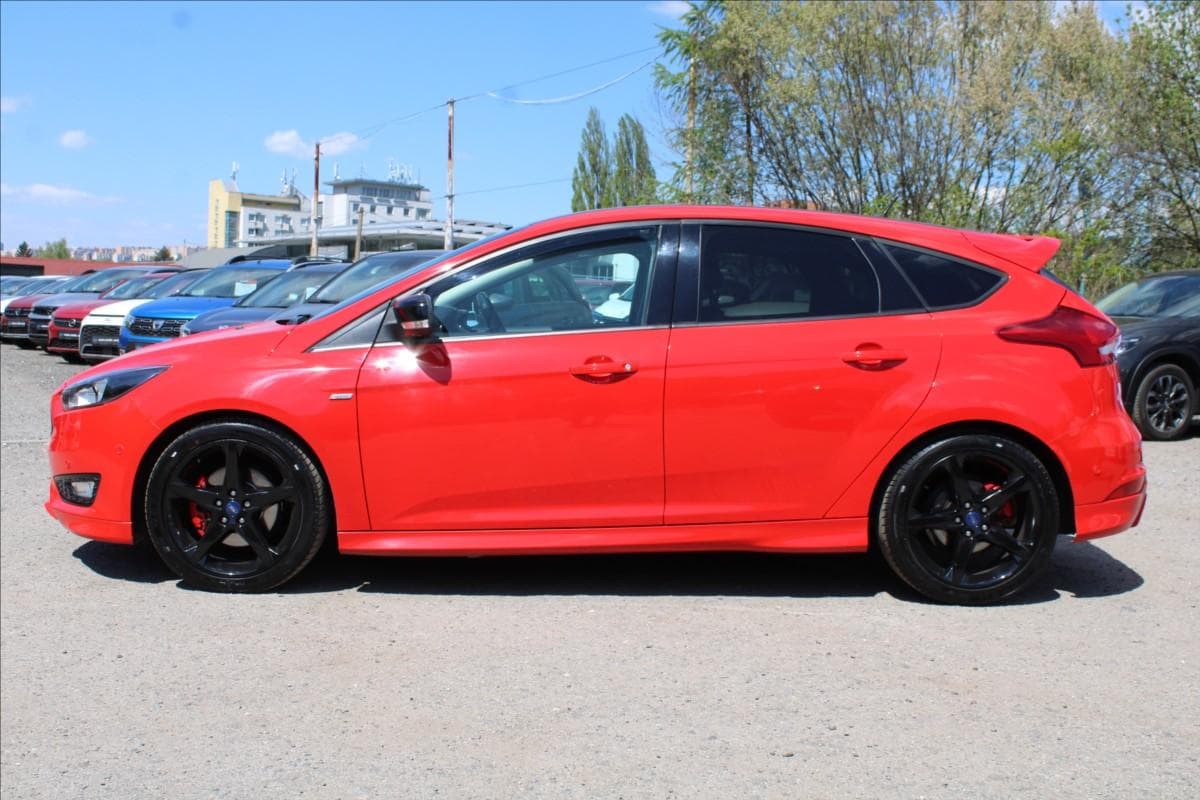 2016 Ford FOCUS - 8