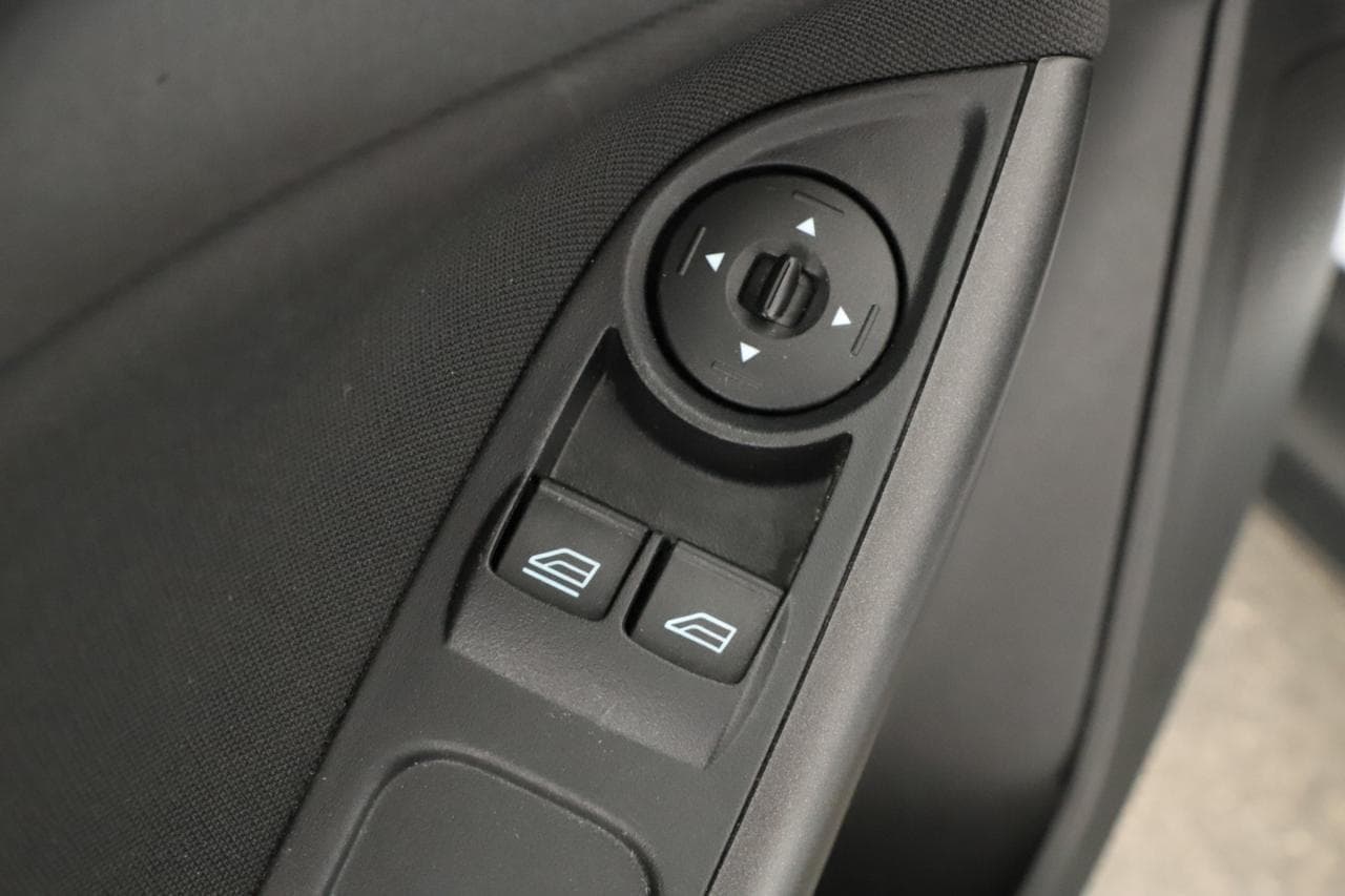 2015 Ford FOCUS - 31
