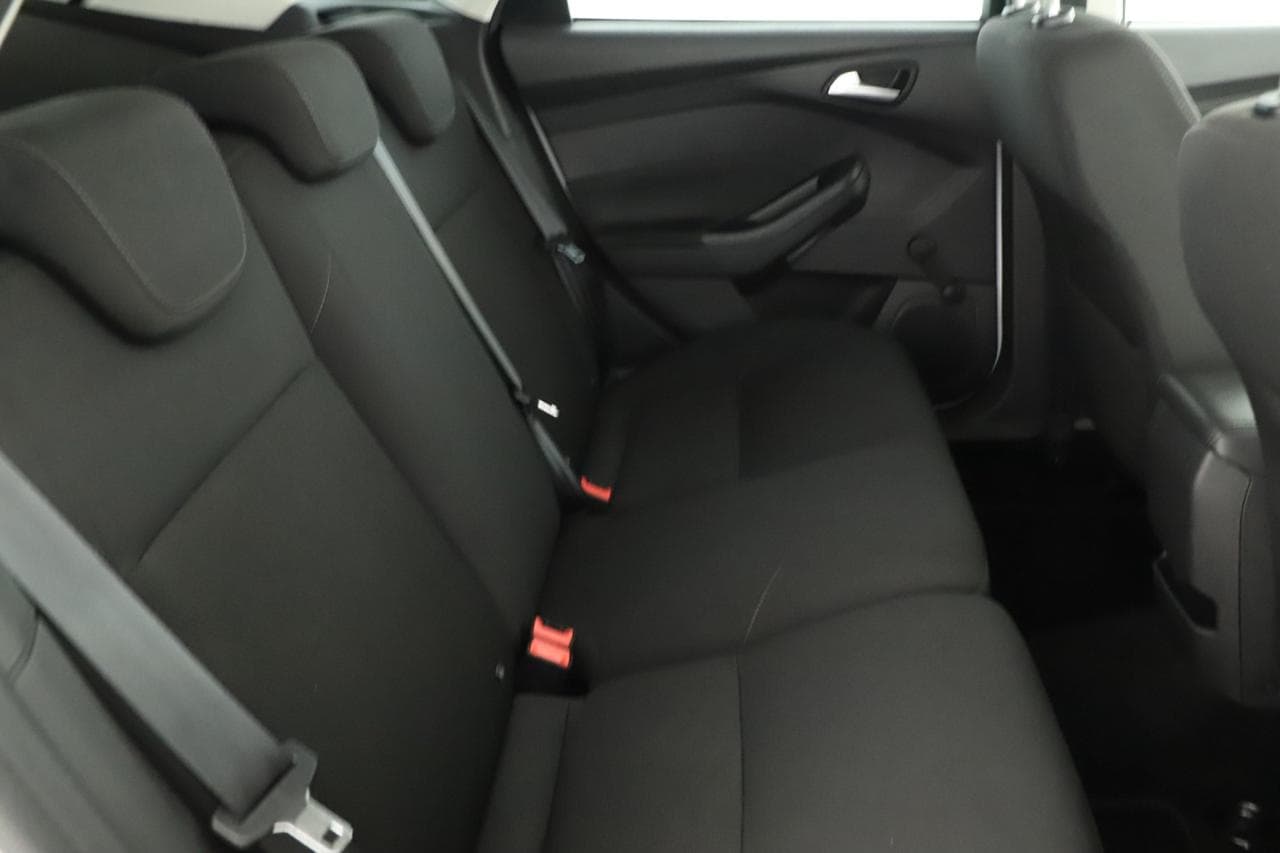 2015 Ford FOCUS - 20