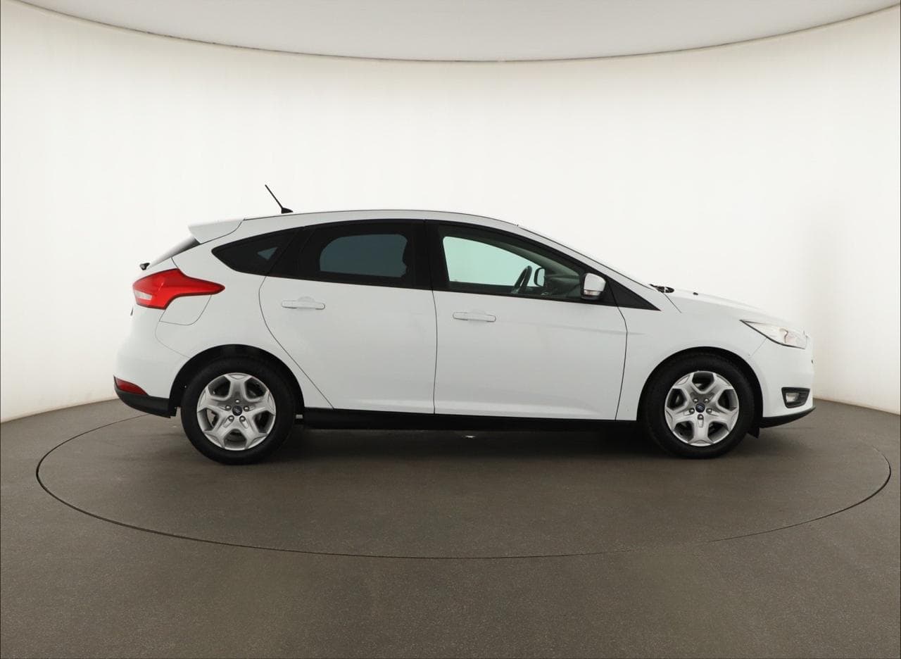 2015 Ford FOCUS - 14