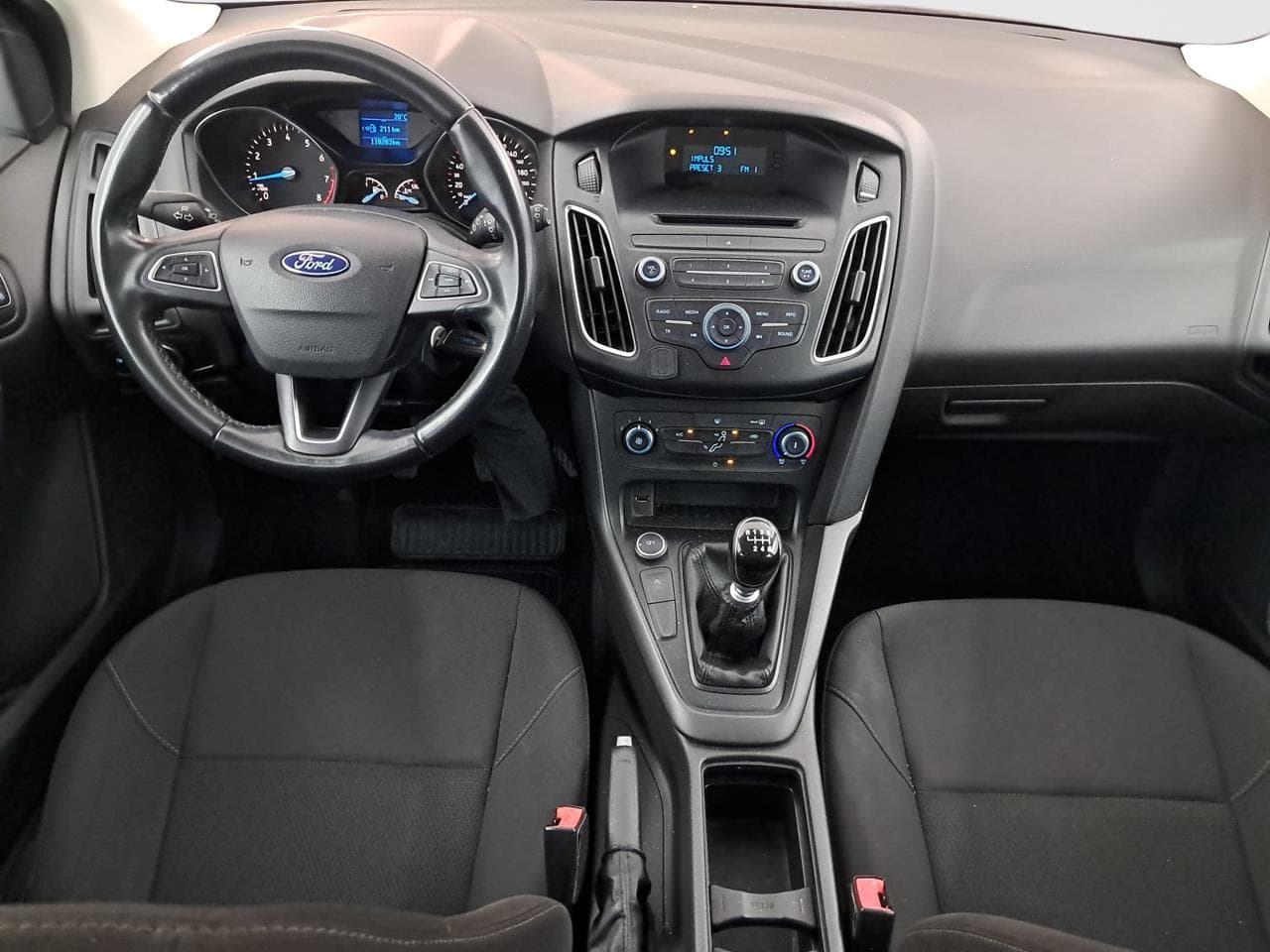 2015 Ford FOCUS - 38