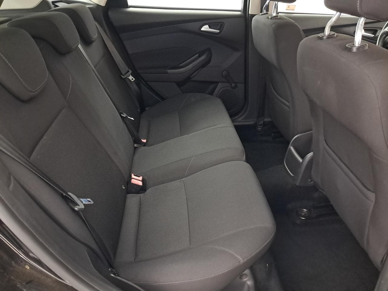 2015 Ford FOCUS - 20