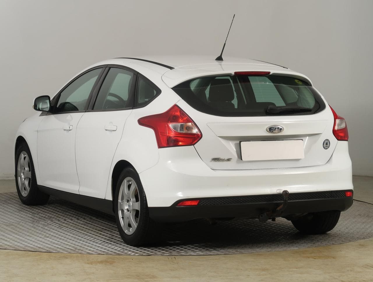 2011 Ford FOCUS - 8