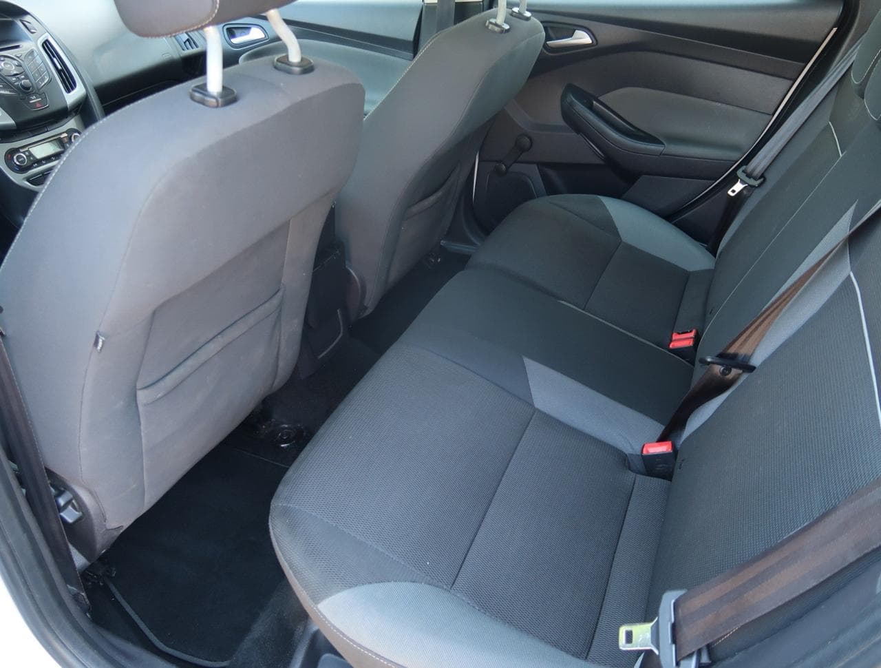 2011 Ford FOCUS - 24