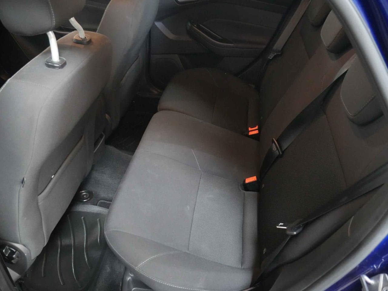 2015 Ford FOCUS - 18