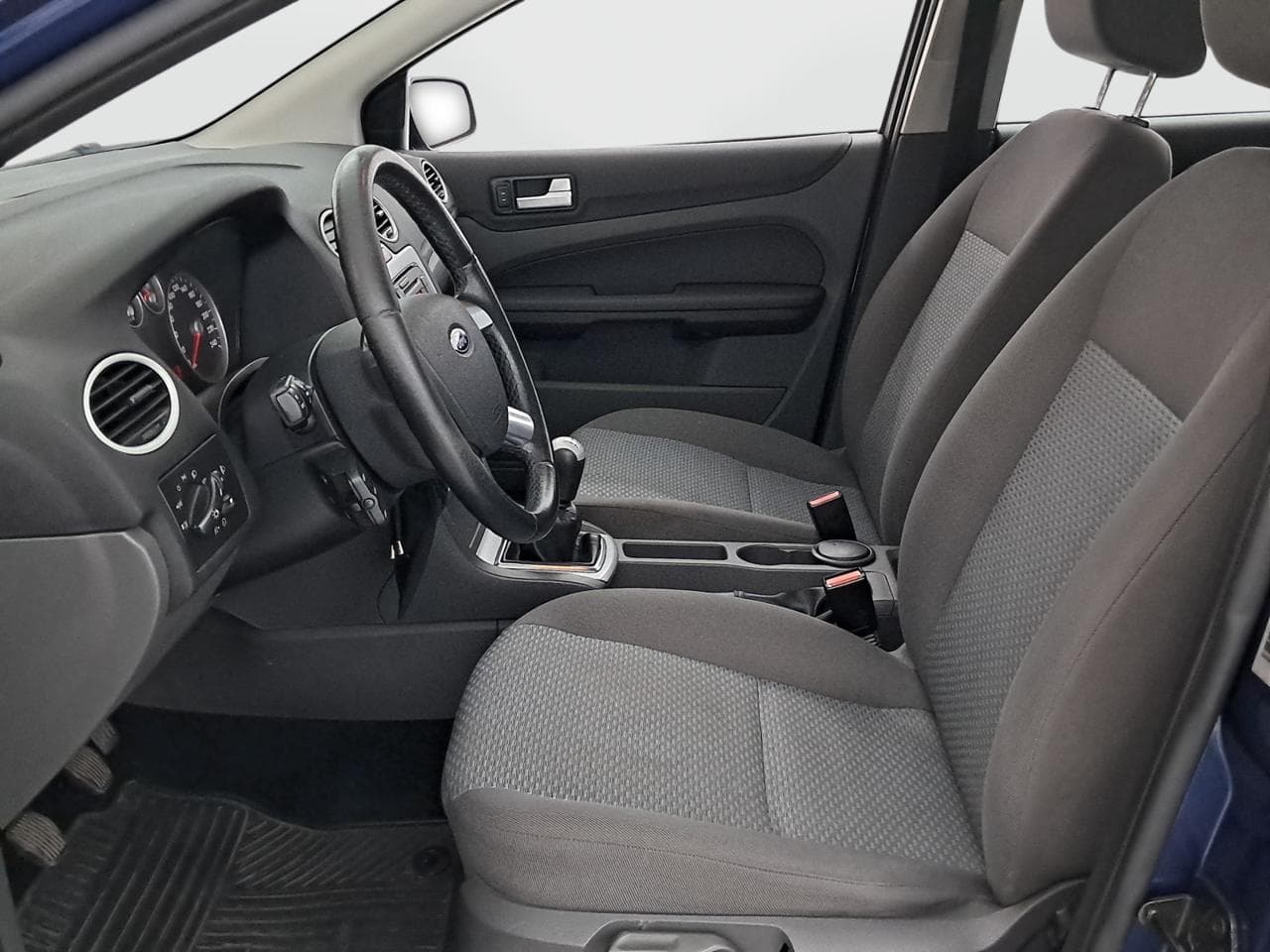 2007 Ford FOCUS - 29