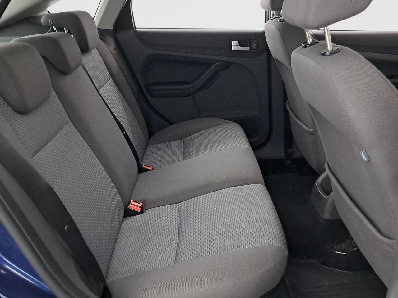 2007 Ford FOCUS - 23