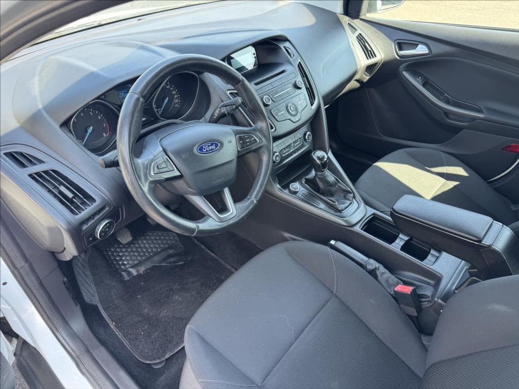 2016 Ford FOCUS - 19
