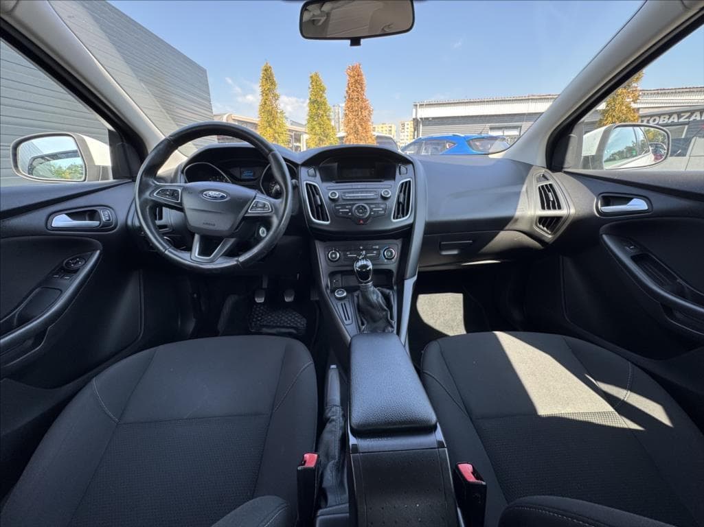 2016 Ford FOCUS - 21