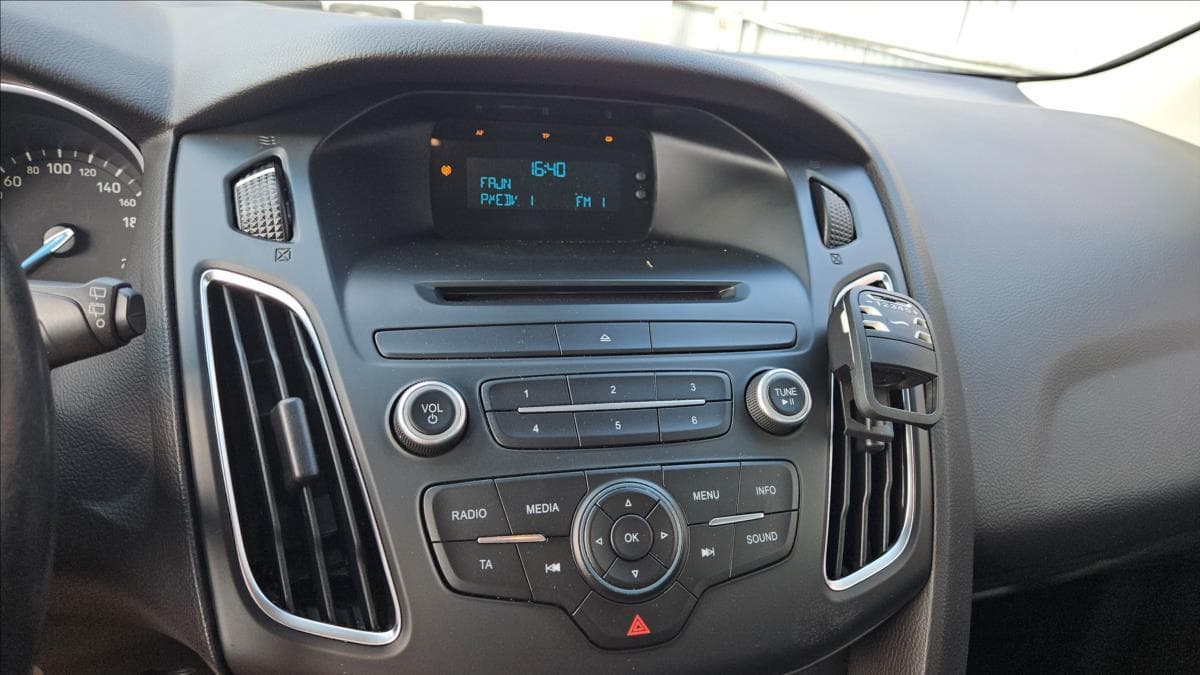 2015 Ford FOCUS - 11