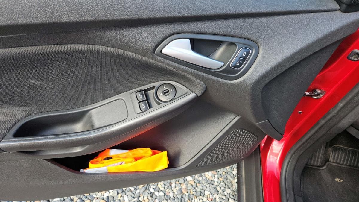 2015 Ford FOCUS - 6