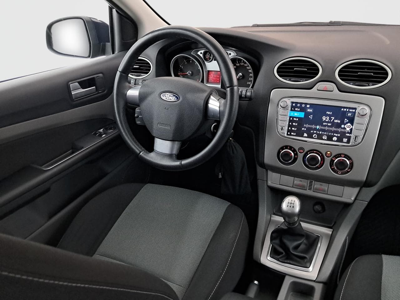 2010 Ford FOCUS - 15