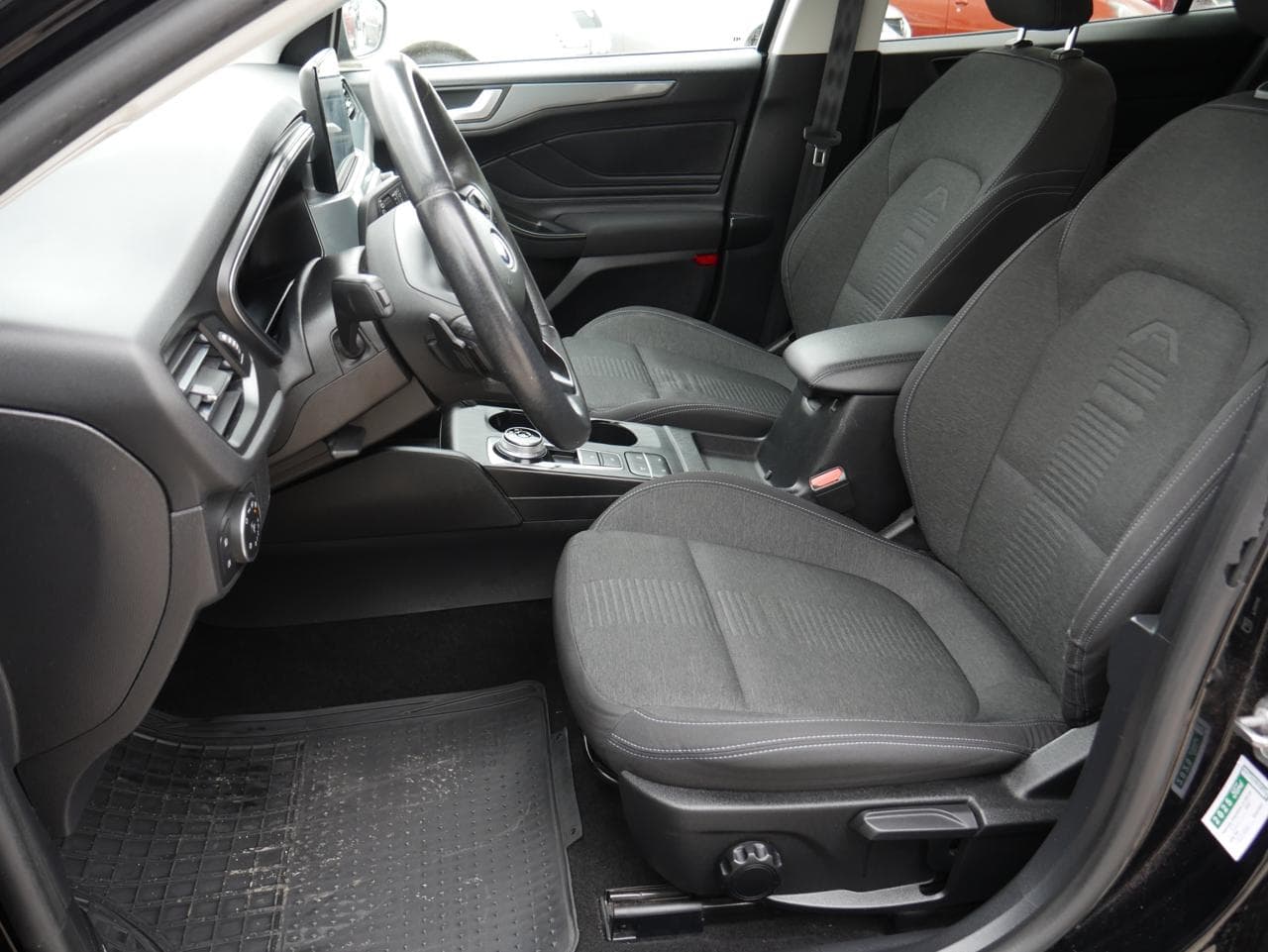 2019 Ford FOCUS - 9