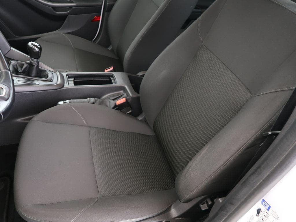 2017 Ford FOCUS - 9