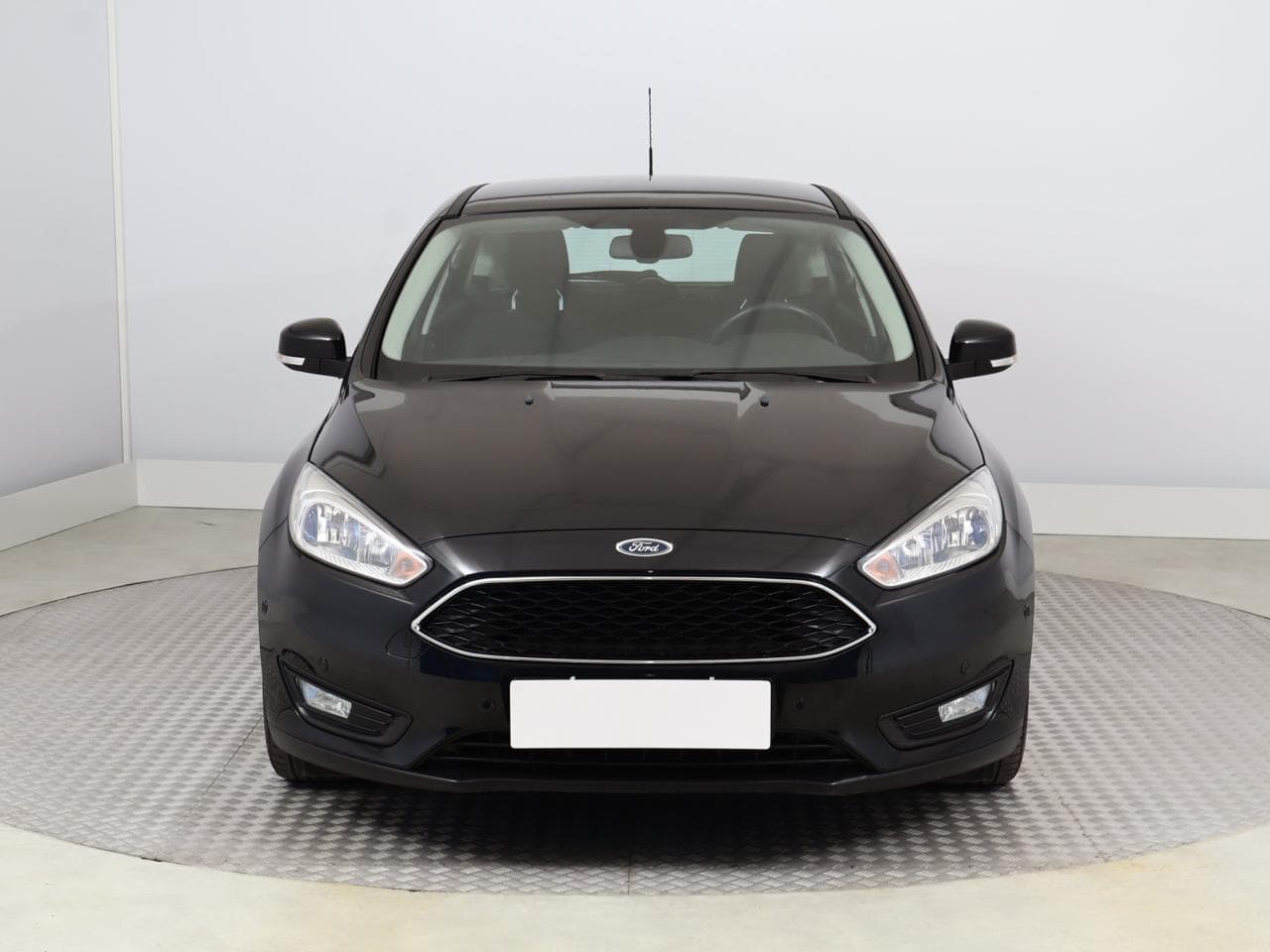 2017 Ford FOCUS - 2