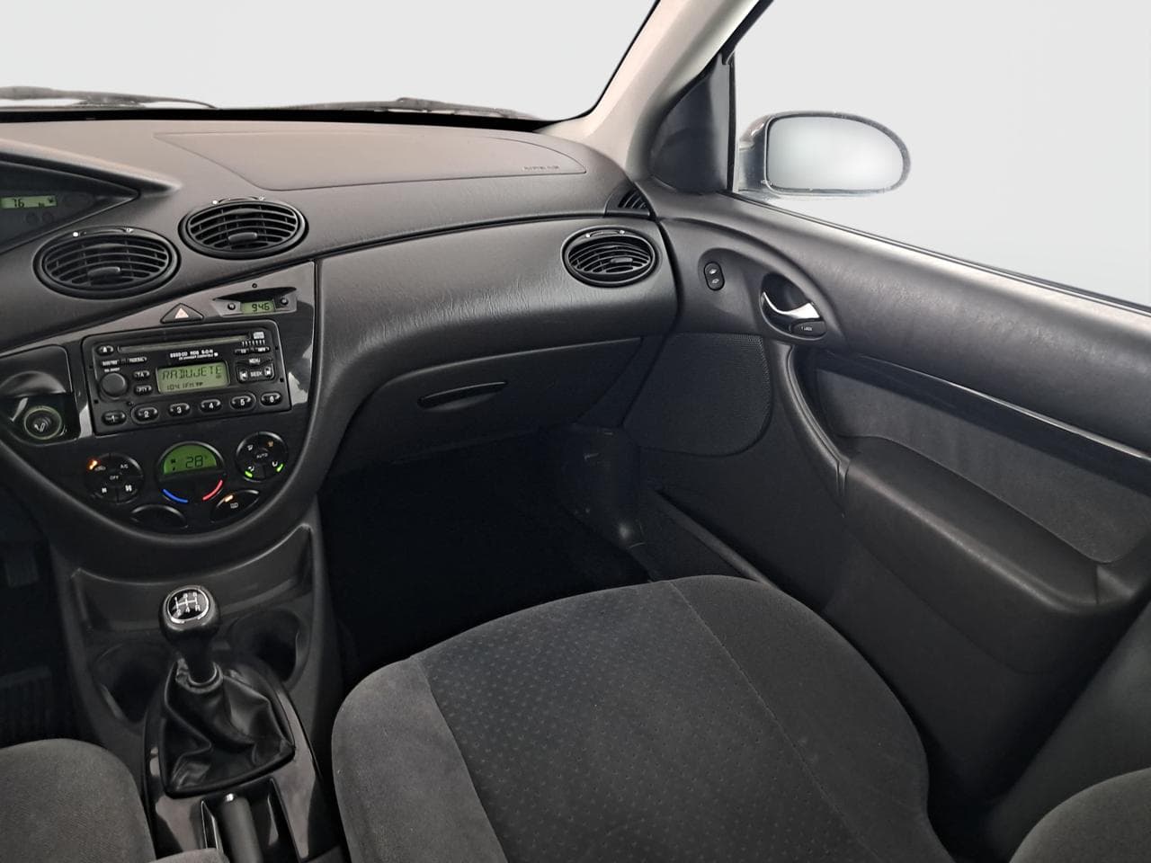 2003 Ford FOCUS - 11