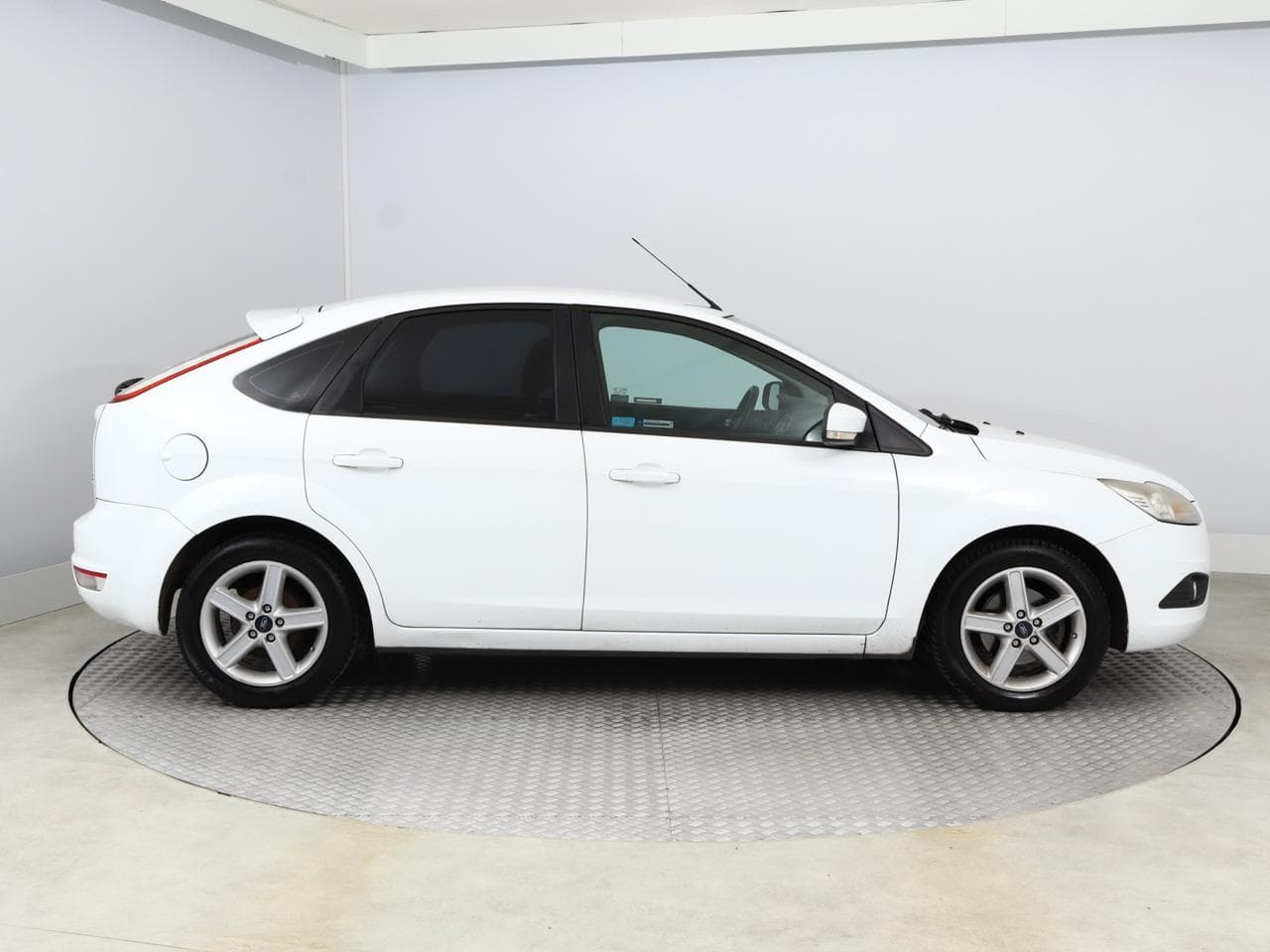 2008 Ford FOCUS - 8