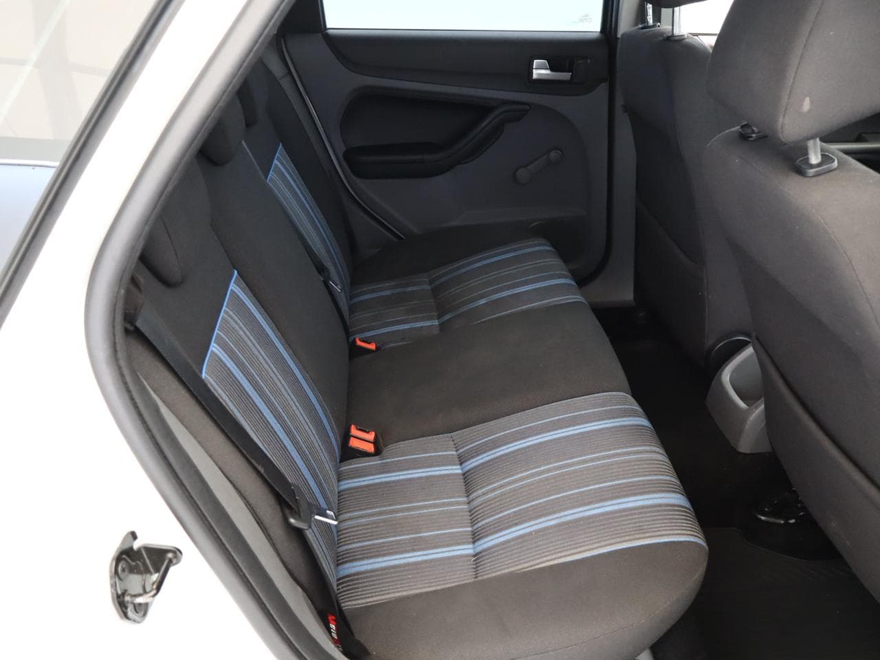 2008 Ford FOCUS - 11